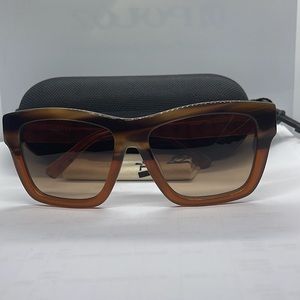 Brand New VINTAGE LOOK MCM Sunglass Unisex style MCM607SA Striped Brown